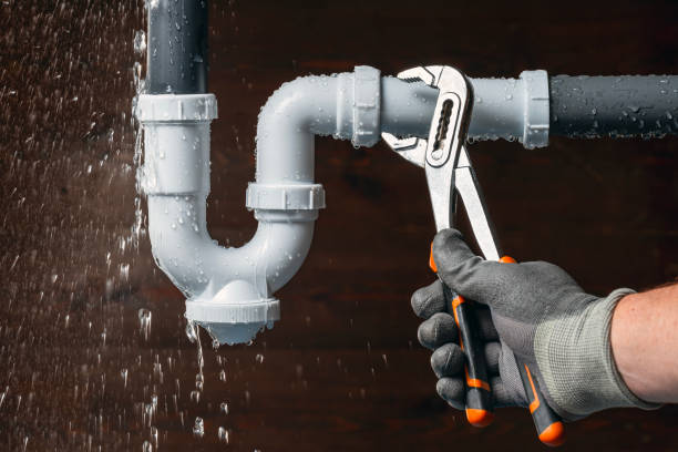 Professional Drain Cleaning technician working in Gorham, IL